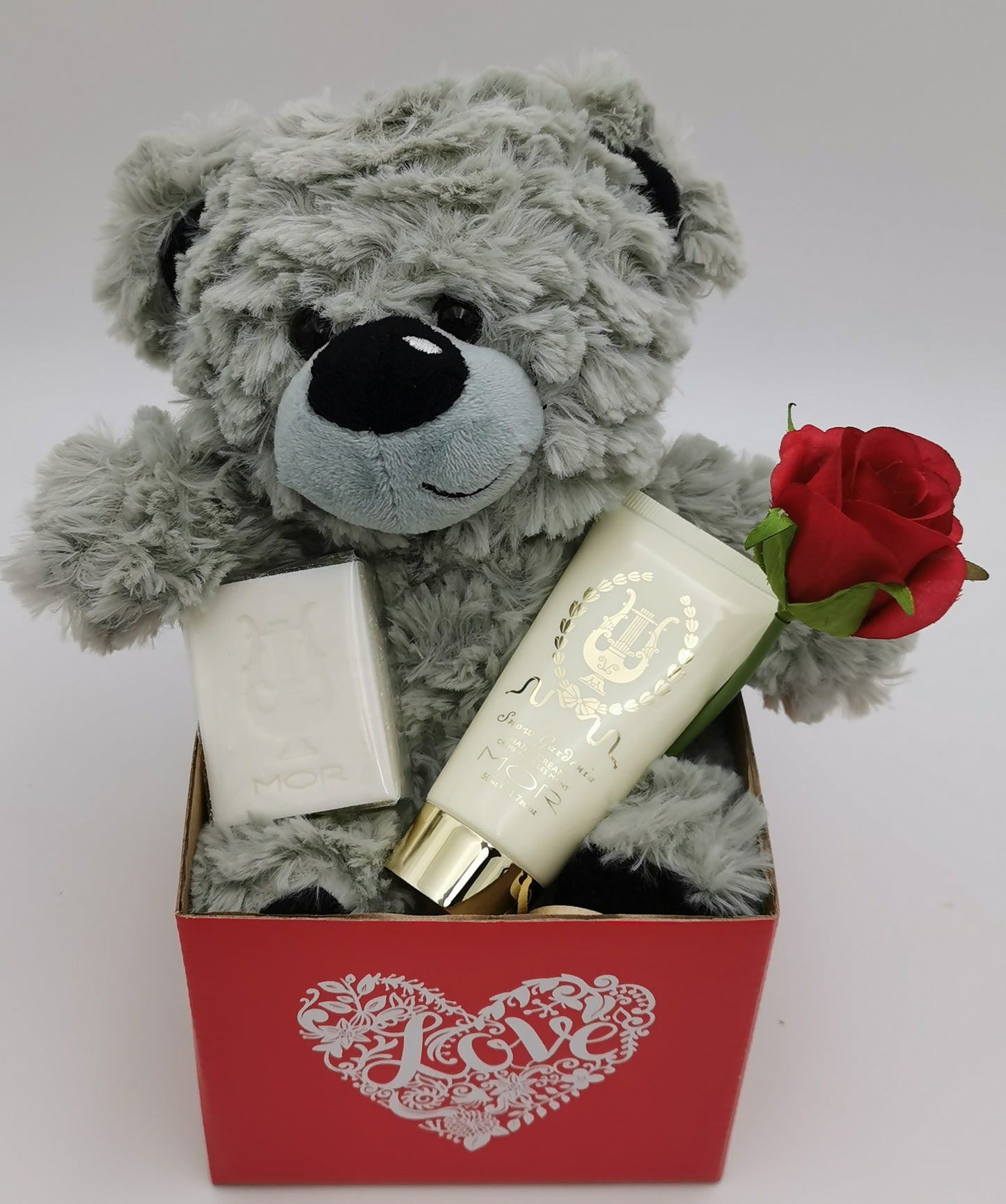 Classic MOR Boutique Luxuries Hamper - Hampers Plus